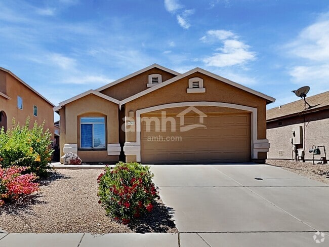 Building Photo - 6380 E Butte Stone Dr