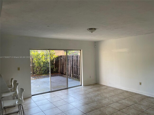 Building Photo - 7132 NW 169th St
