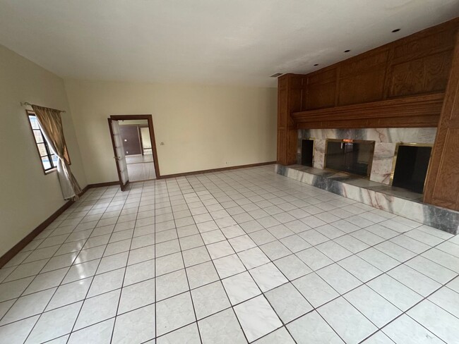 Building Photo - Spacious 3-Bedroom Home in Rowland Heights
