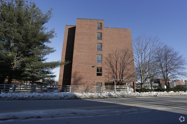 Foto del edificio - Cocheco Park Apartments