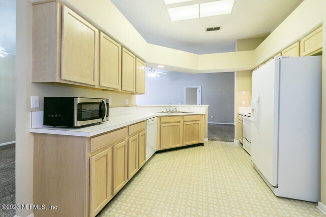 Foto del edificio - 2965 Sanctuary Blvd