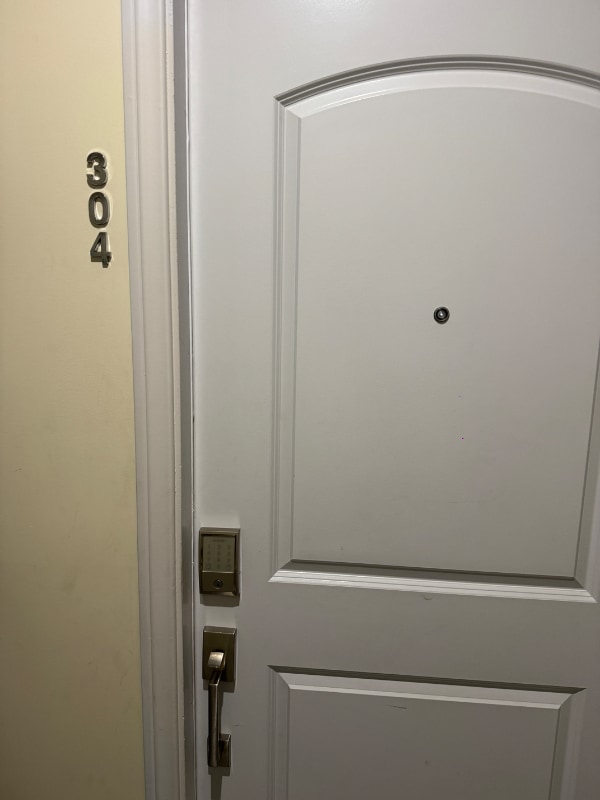 Building Photo - 953 Normandie Ave