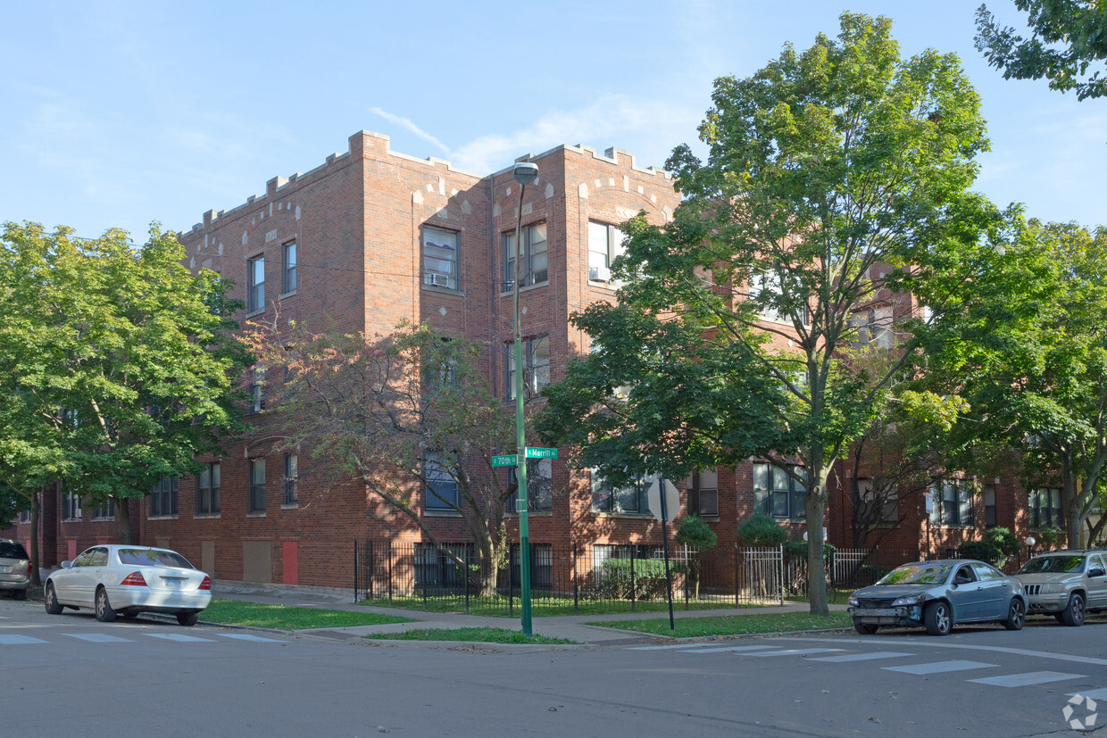 Primary Photo - 7001 S Merrill Ave