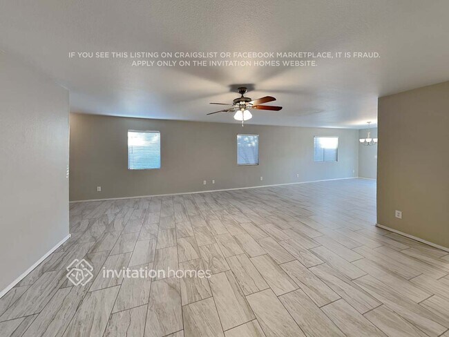 Foto del edificio - 1039 E Desert Moon Trail