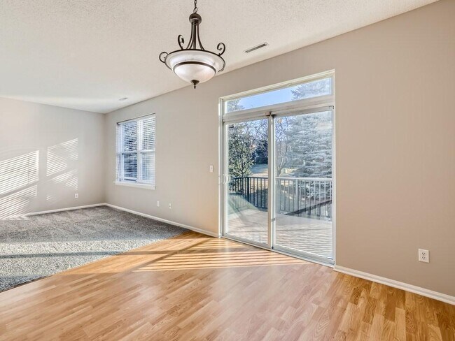 Foto del edificio - 16476 Jarrett Cir
