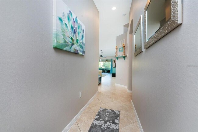 Building Photo - 319 Monaco Dr