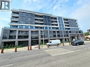 Building Photo - 415 Main St W