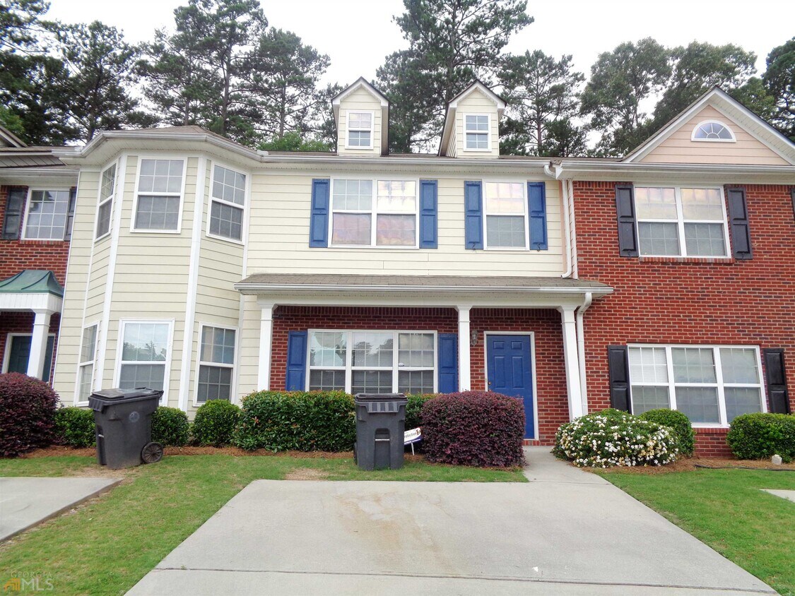 4870 W Park Cir, College Park, GA 30349 Townhome Rentals in College