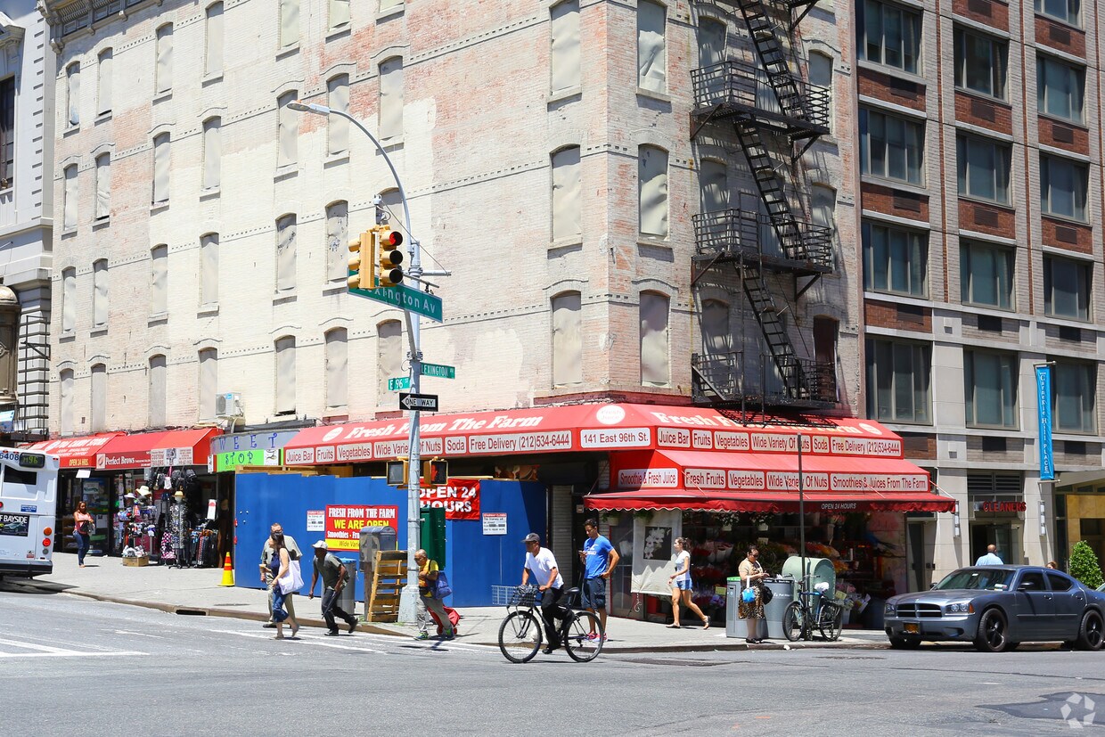 Building Photo - Fairmount Terrace
