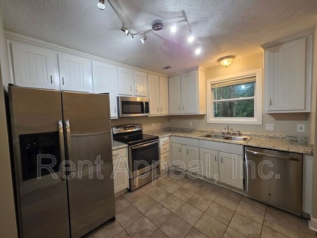 Photo - 2507 Queen Anne Ct House