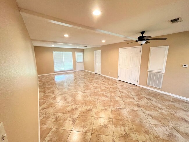 Foto del edificio - 16 Concord St