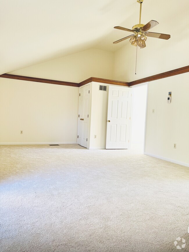 Building Photo - 9600 Accord Dr