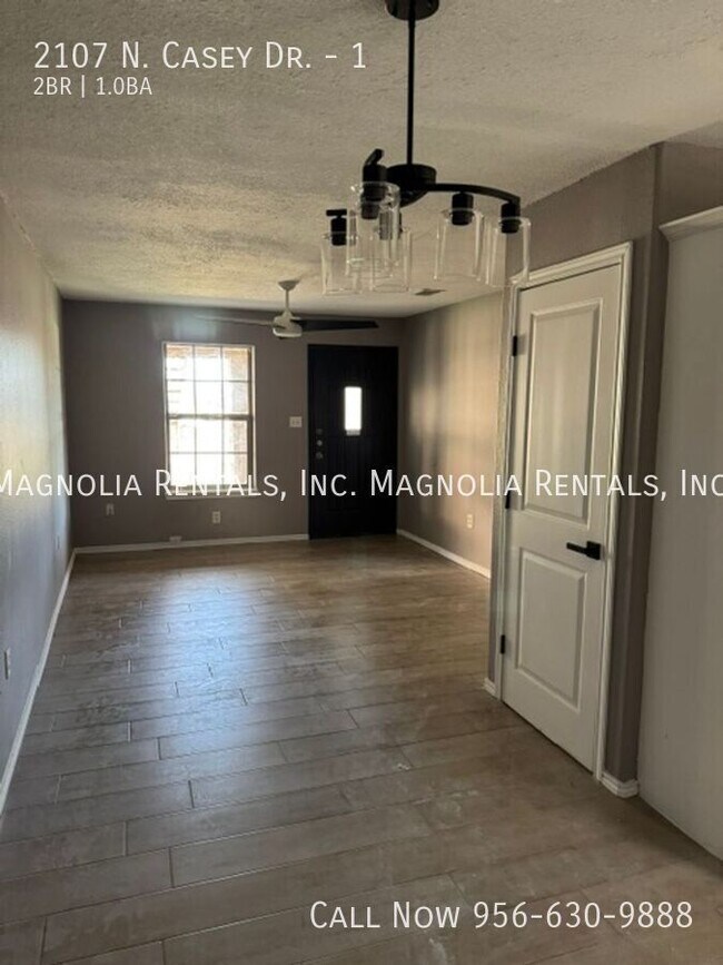 Foto del edificio - 2107 N Casey Dr