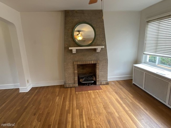 Building Photo - 2 br, 1 bath Apartment - 3994 Beechwood Blvd