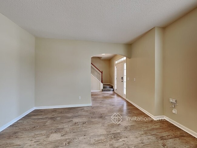 Building Photo - 35 Ivy Point Ct