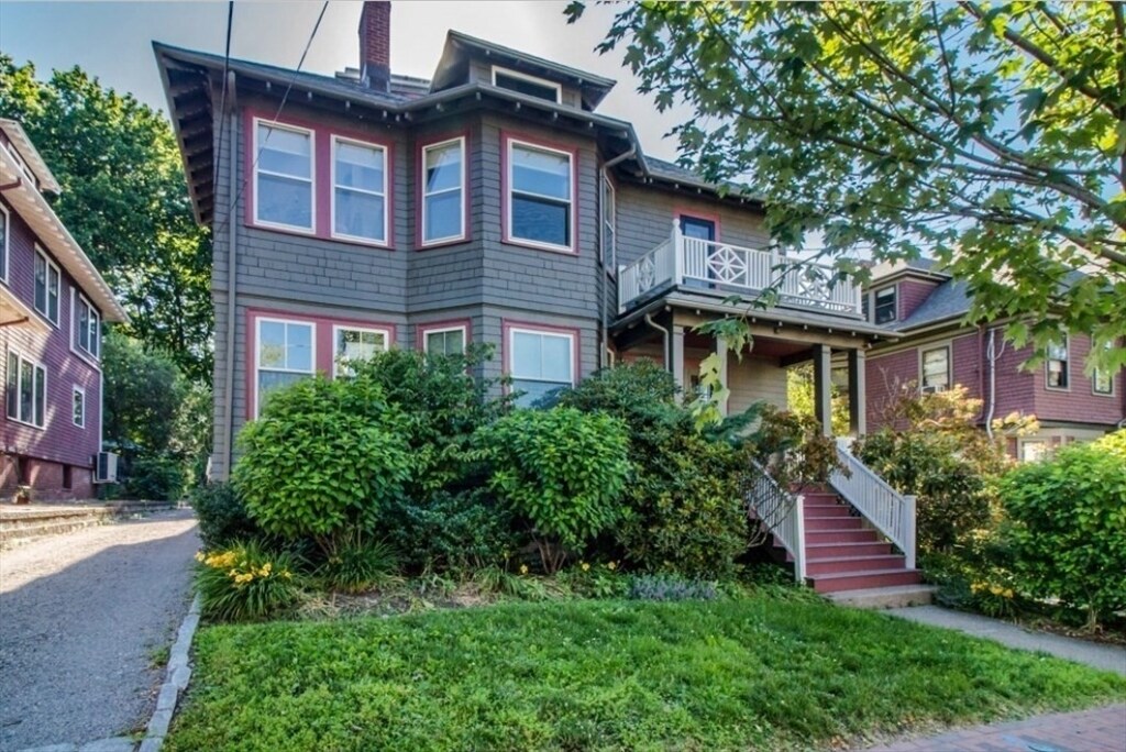 Primary Photo - 150 Lakeview Ave