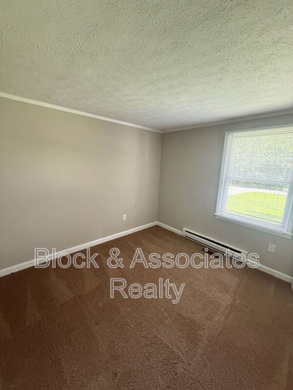 Foto del edificio - 935 Country Place Rd
