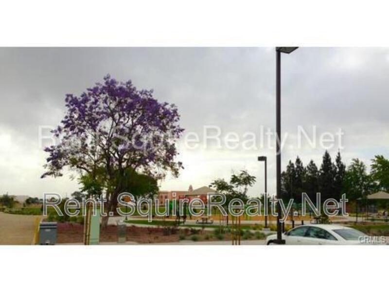 Foto del edificio - 2038 S Bon View Ave