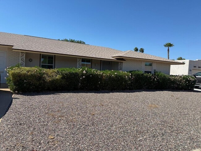Foto del edificio - 9209 W Glen Oaks Cir N