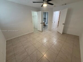 Building Photo - 3410 Pinewalk Dr N