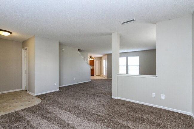 Building Photo - 9996 Olympic Cir