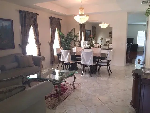 Foto del edificio - 415 Fern Lake Dr