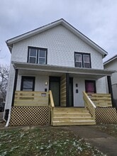 Building Photo - 2736 Grace St