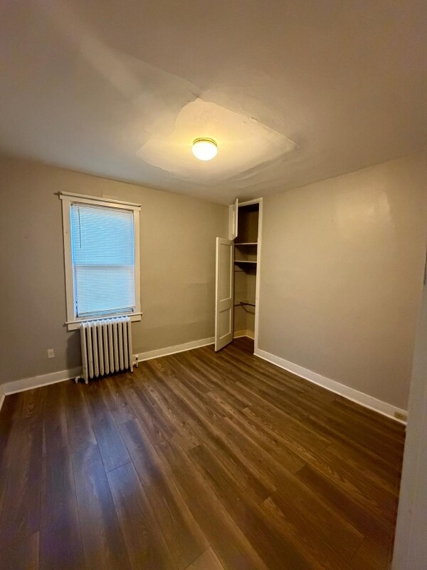 Building Photo - 127 Liverpool Ave