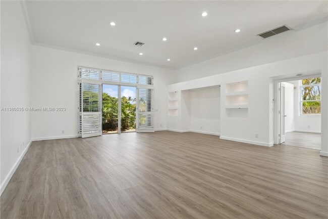Building Photo - 2489 Bay Isle Dr