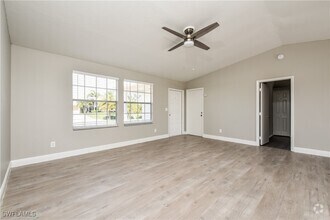 Building Photo - 2052 NW 3rd Terrace