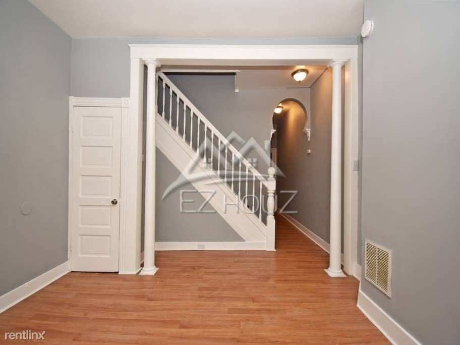 Primary Photo - 2 br, 1 bath House - 2617 East Oliver Street