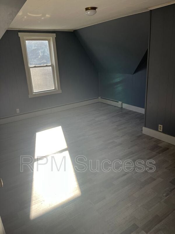 Photo - 111 Hillman St Apartment