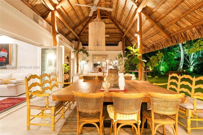 Foto del edificio - 330 Gulf Rd