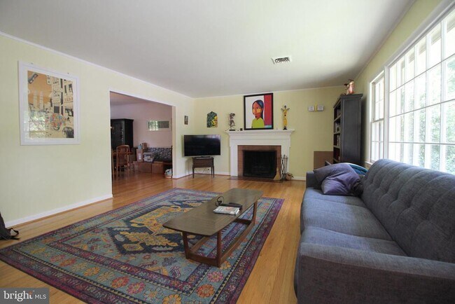 Foto del edificio - 304 Timber Ln