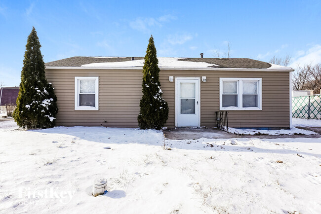 Building Photo - 1603 Moore Ave