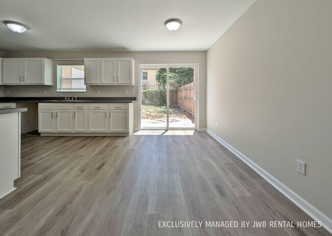 Building Photo - 6127 Tuscony Cir