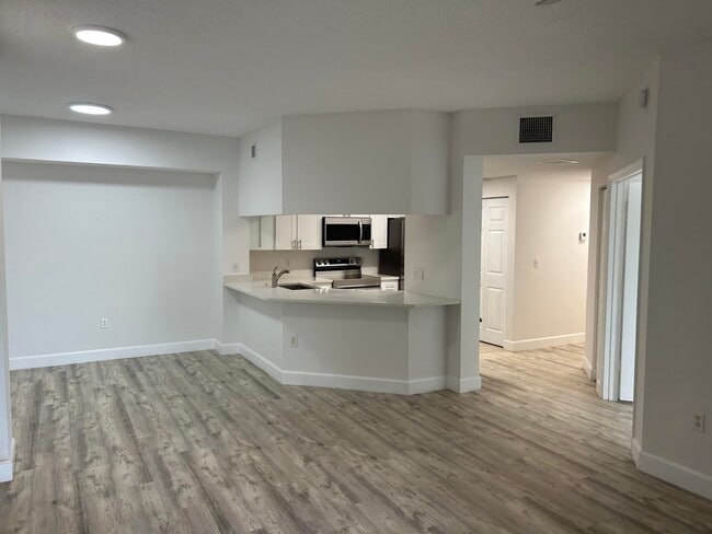 Building Photo - 2724 Anzio Ct