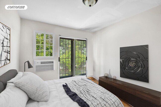 Foto del edificio - 11-46-46 Welling Ct