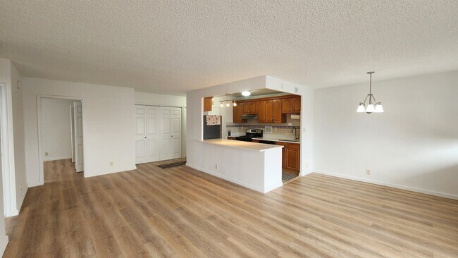 Foto del edificio - 280 Marin Blvd