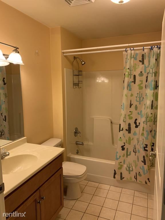 Building Photo - 2 br, 1 bath Apartment - 65 Nickman Plz
