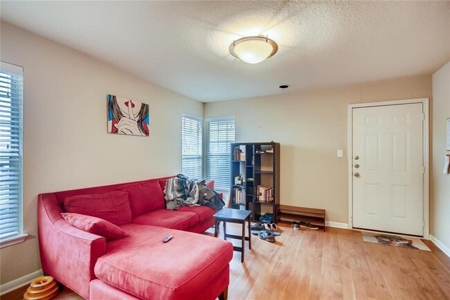Building Photo - 7685 Northcross Dr