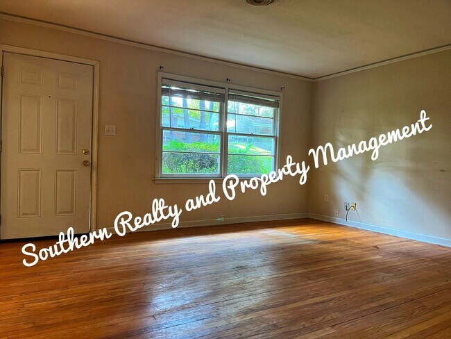 Foto del edificio - 130 E Salem Dr