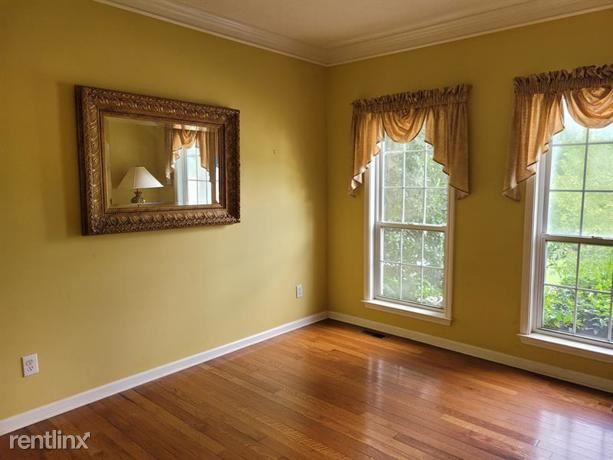 Building Photo - 4 br, 3 bath House - 925 Clarion Way