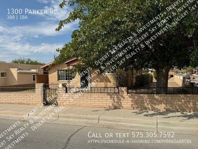 Building Photo - 1300 Parker Rd