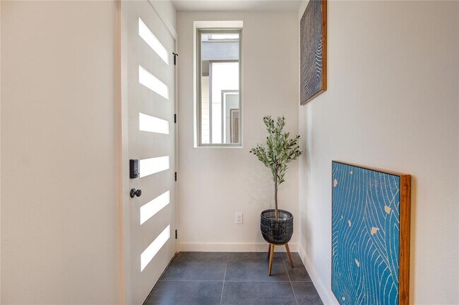 Foto del edificio - 13115 Wild Orchid Ln