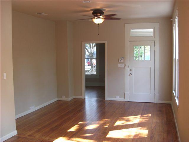 Building Photo - 306 W 35th St