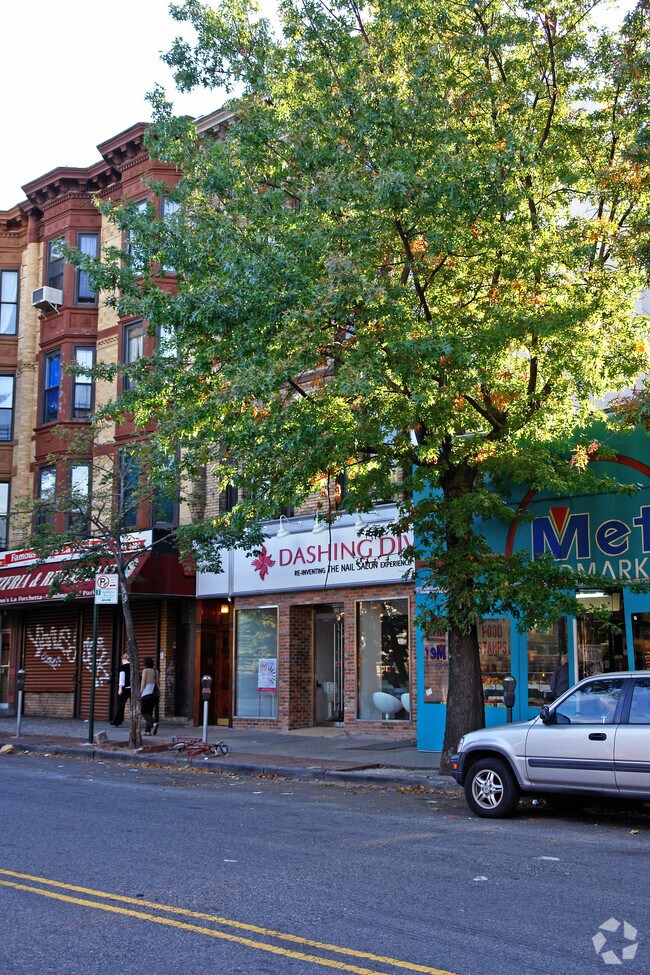 Building Photo - 183 Seventh Avenue