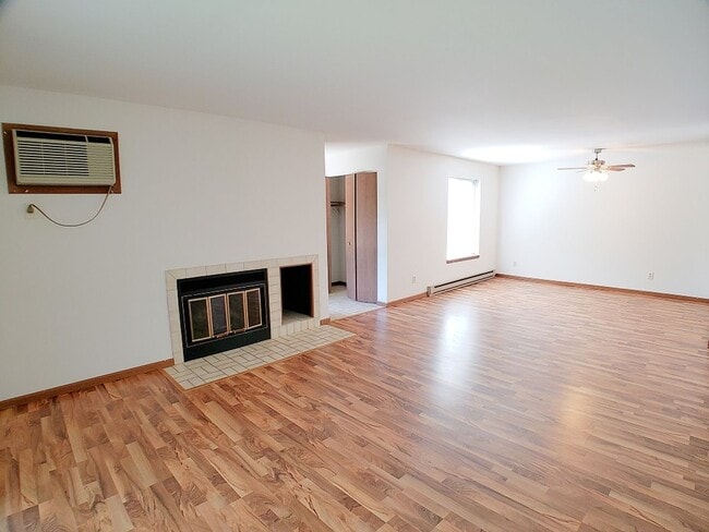 Interior Photo - Orchard Village Apartments