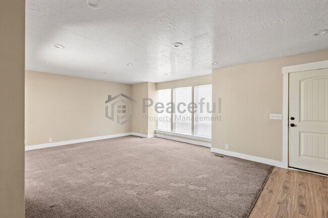 Foto del edificio - 7222 Ponderosa Dr