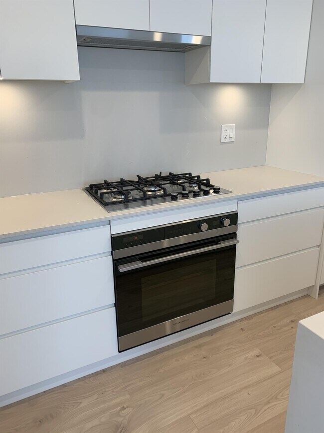 Photo du bâtiment - 2181 Madison Ave